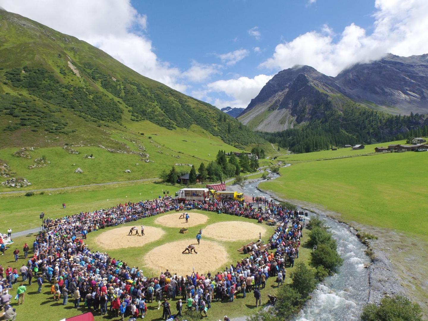 Ameron Davos Swiss Mountain Resort ภายนอก รูปภาพ